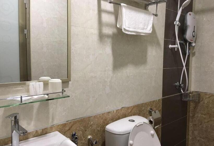 חדר משפתחתי סופריור, Global Inn