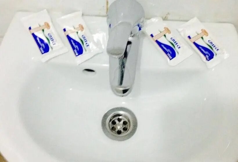 اتاق استاندارد چهار تخته, Ikaros
