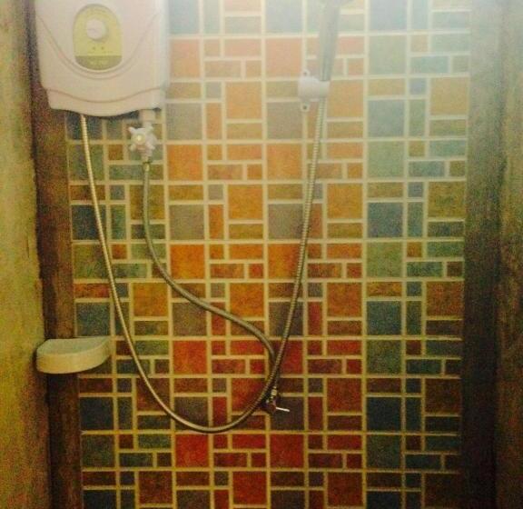 标准间, Baan Jaru