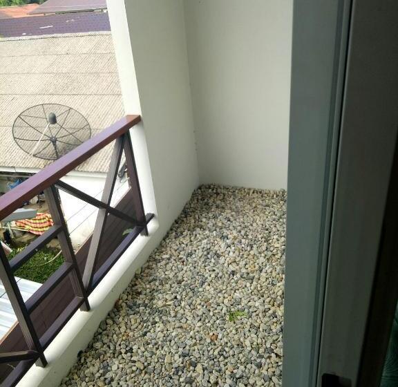 标准间, Baan Jaru