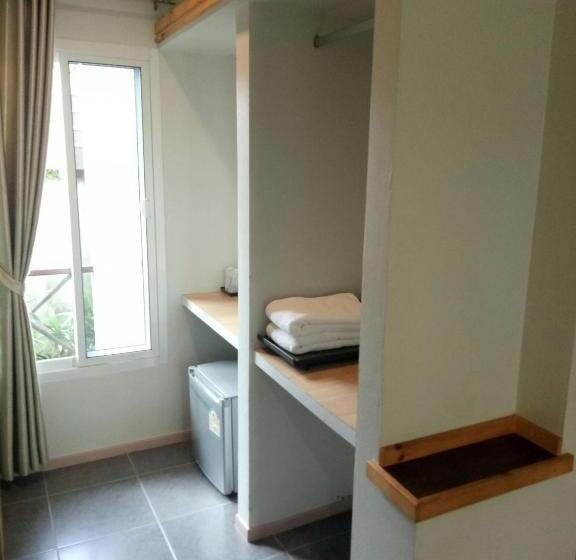 高级大房间, Baan Jaru