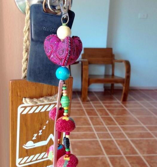 高级大房间, Baan Jaru