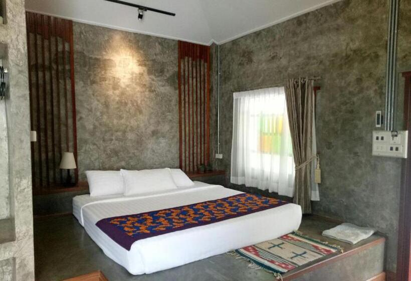 کابین, Baan Jaru