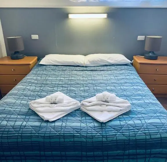 Perhehuone, Barossa Gateway Motel