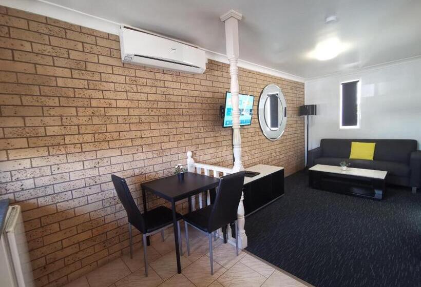 سوئیت با تخت بزرگ, Leichhardt Motor Inn