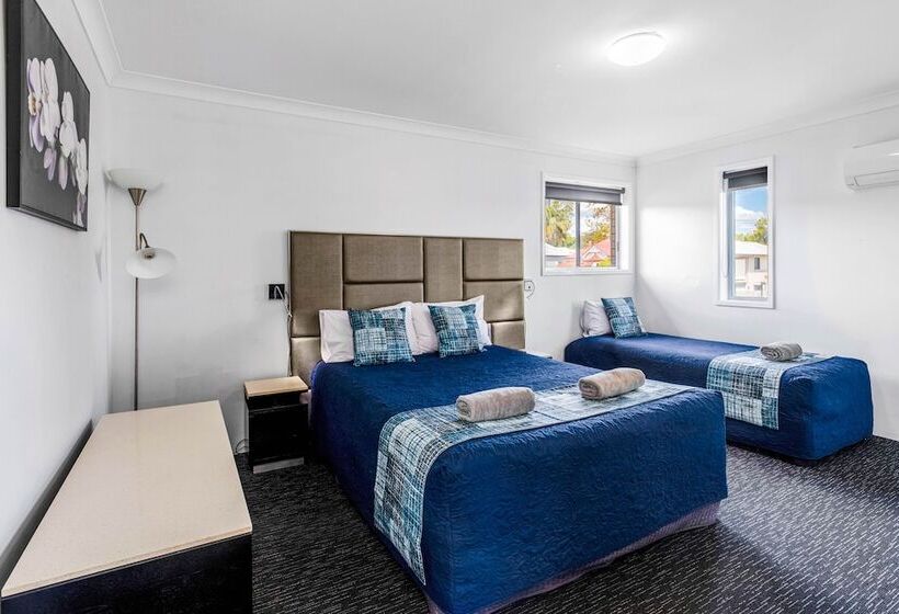 דירת שלושה חדרים, Leichhardt Motor Inn