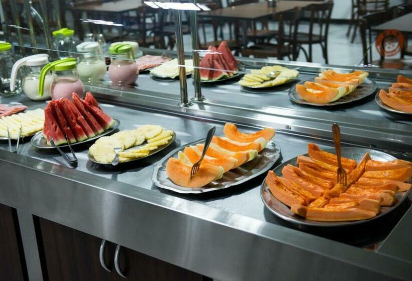 חדר דלוקס, Solar Plaza