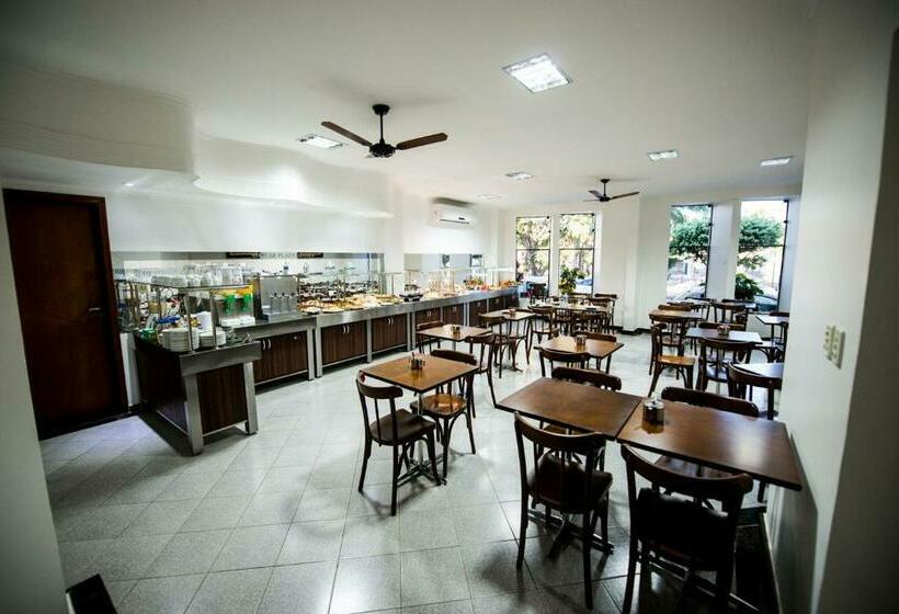 חדר דלוקס, Solar Plaza