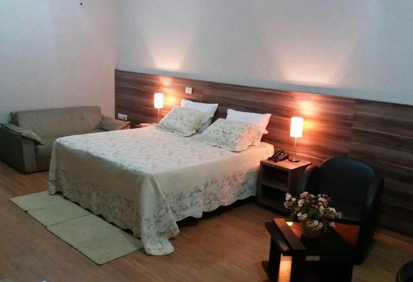 חדר סטנדרט יחיד, Solar Plaza