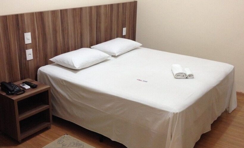 חדר דלוקס, Solar Plaza