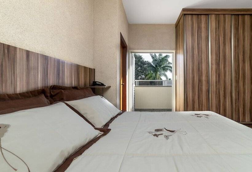 חדר דלוקס, Solar Plaza