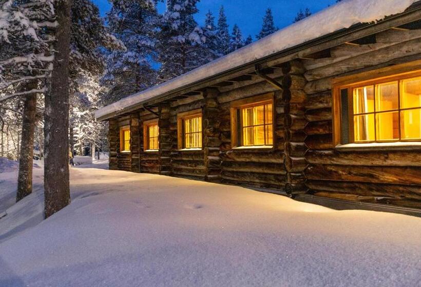 스탠다드 4인용 룸 공용 욕실, Kuukkeli Log Houses Aurora Resort