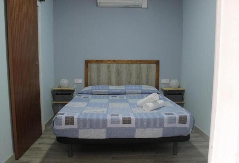 غرفة قياسية, L'Hostalet D'Arenys de Mar