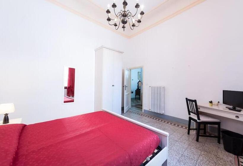 اتاق استاندارد با سرویس بهداشتی مشترک, L Aranceto&stilnovo