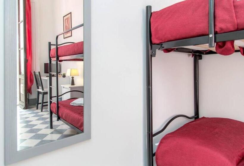 اتاق استاندارد با تختخواب دوطبقه و حمام مشترک, L Aranceto&stilnovo