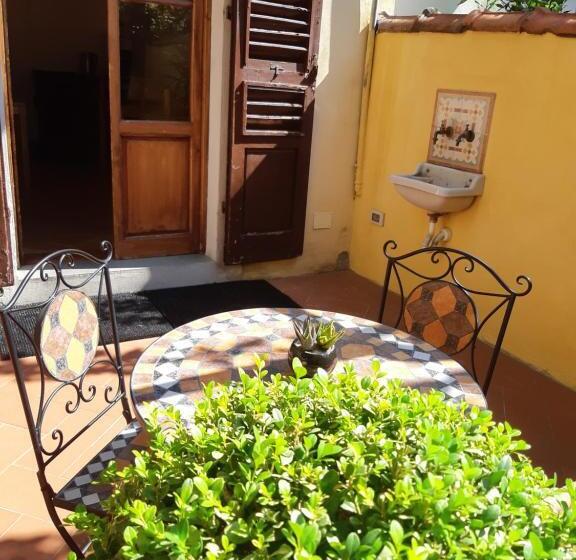 اتاق استاندارد, L Aranceto&stilnovo