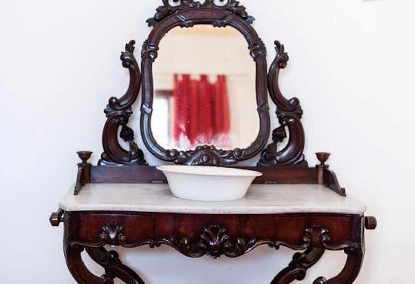 اتاق استاندارد با سرویس بهداشتی مشترک, L Aranceto&stilnovo