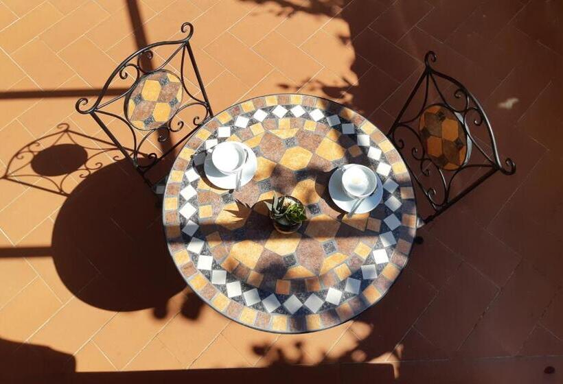 اتاق استاندارد با تختخواب دوطبقه و حمام مشترک, L Aranceto&stilnovo