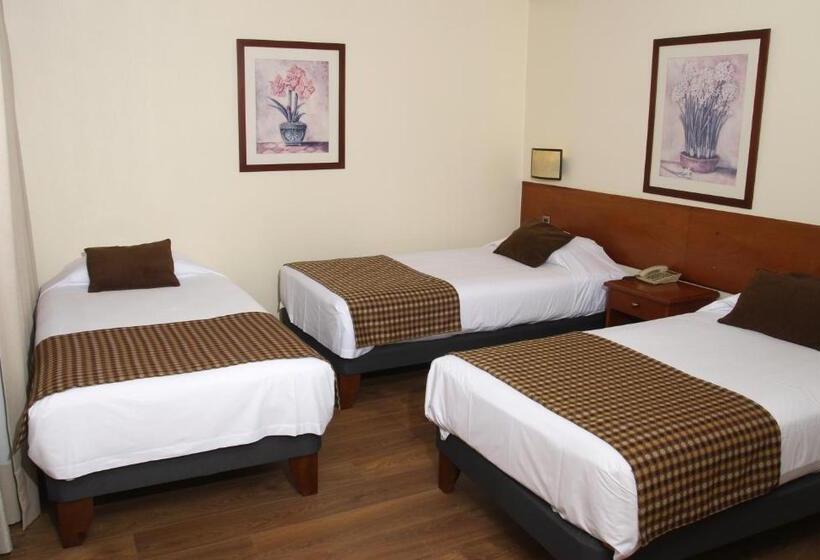 غرفة قياسية ثلاثية, Tur Hotel Santiago