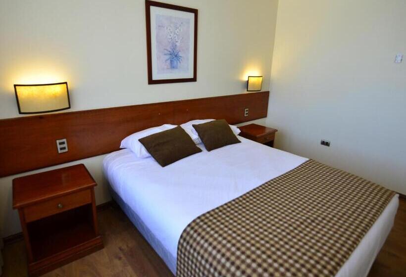 غرفة أساسية, Tur Hotel Santiago