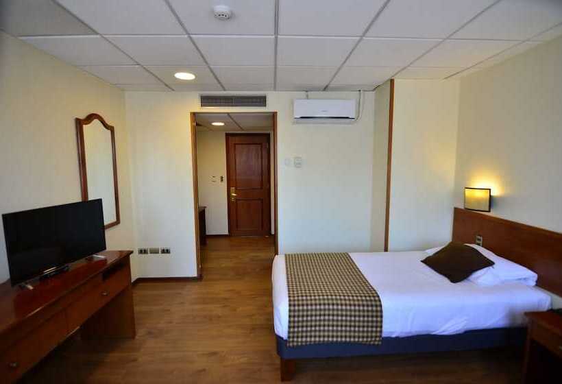 غرفة قياسية فردية, Tur Hotel Santiago