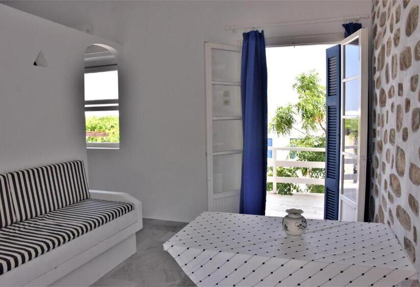 إستوديو قياسى, Bungalows Marina