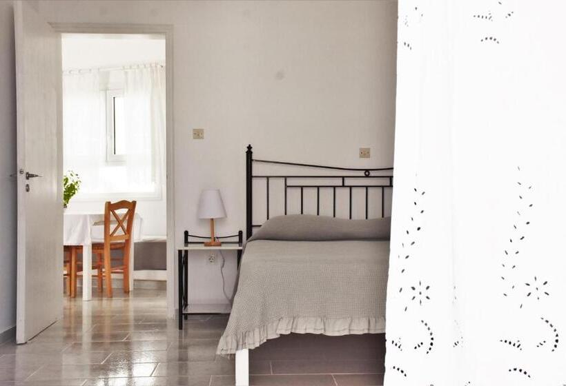 شقة غرفتين مطلة على البحر, Bungalows Marina