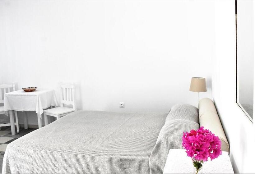 استوديو إقتصادى, Bungalows Marina