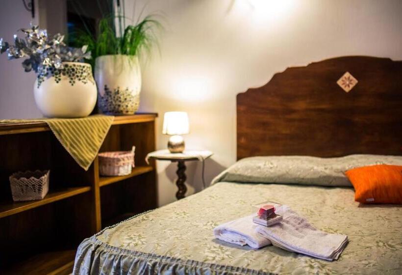 패밀리 아파트, Casa Papiro