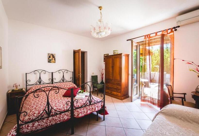 1 Bedroom Deluxe Apartment Sea View, Casa Papiro