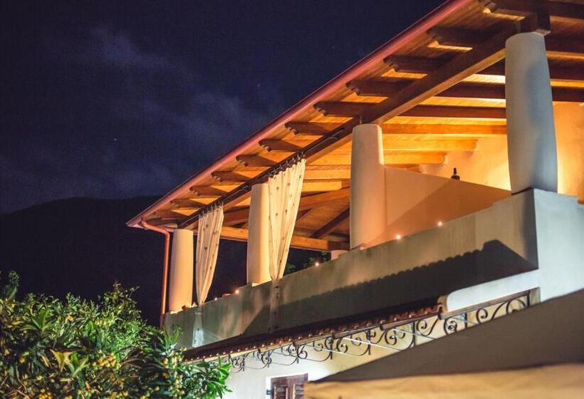 1 Bedroom Deluxe Apartment Sea View, Casa Papiro