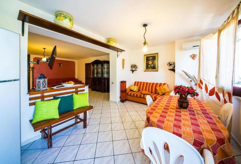 패밀리 아파트, Casa Papiro