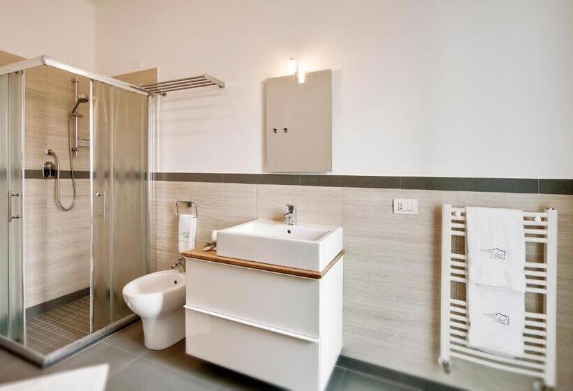 استودیوی استاندارد, Residence Dei Viali