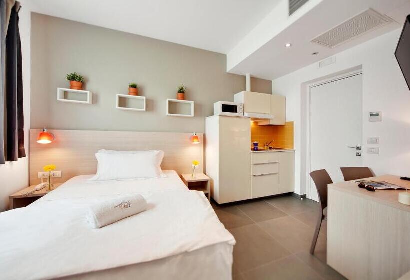 استودیو ساده, Residence Dei Viali