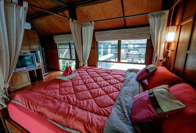 Номер Deluxe Вид на Бассейн, Banyen Villa