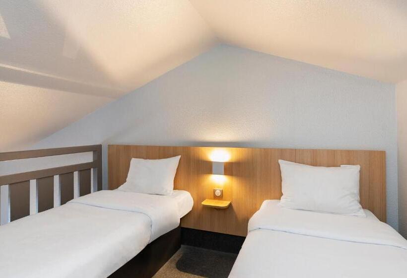 Четырехместный Номер Стандарт, B&b Hotel Angers 1 Beaucouzé