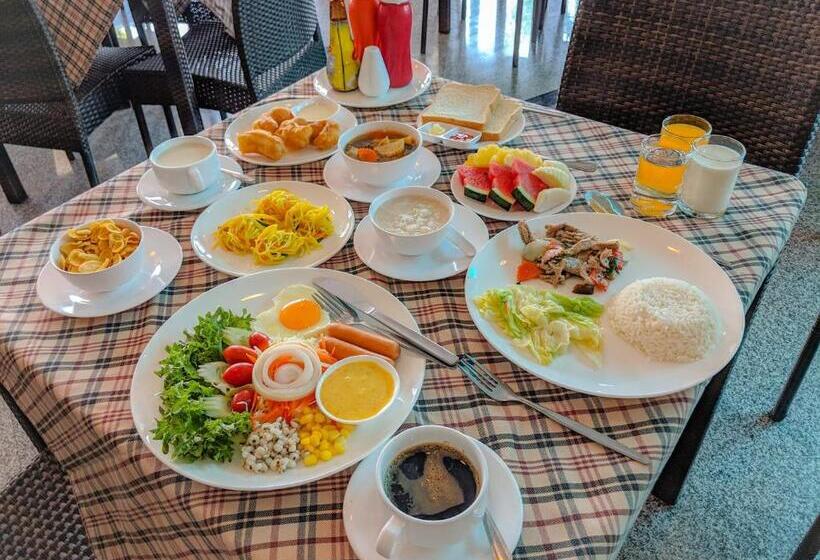 غرفة قياسية مطلّة علي حمام السباحة, Kanokan