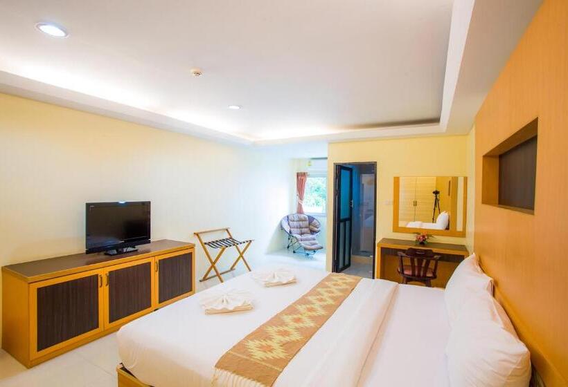 غرفة قياسية مطلّة علي حمام السباحة, Kanokan