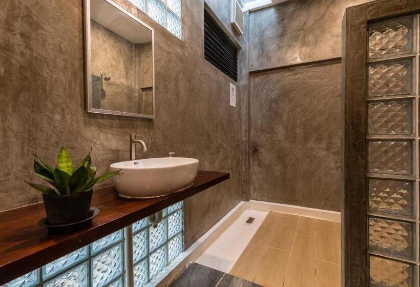 スタンダードルーム, Tanini Sepilok