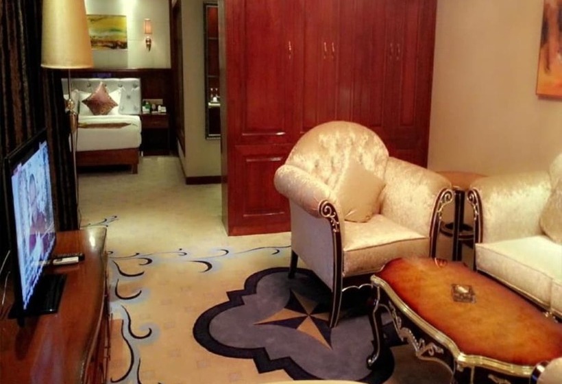 سوییت جونیور, Star World