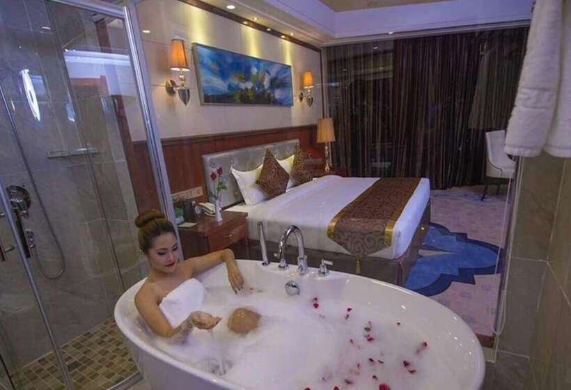 اتاق لوکس, Star World