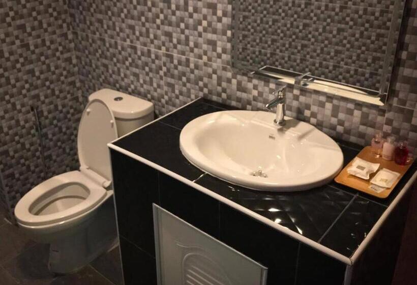 غرفة قياسية مطلّة علي البحر مزوَّدة بشُرفة, The Shore Samui