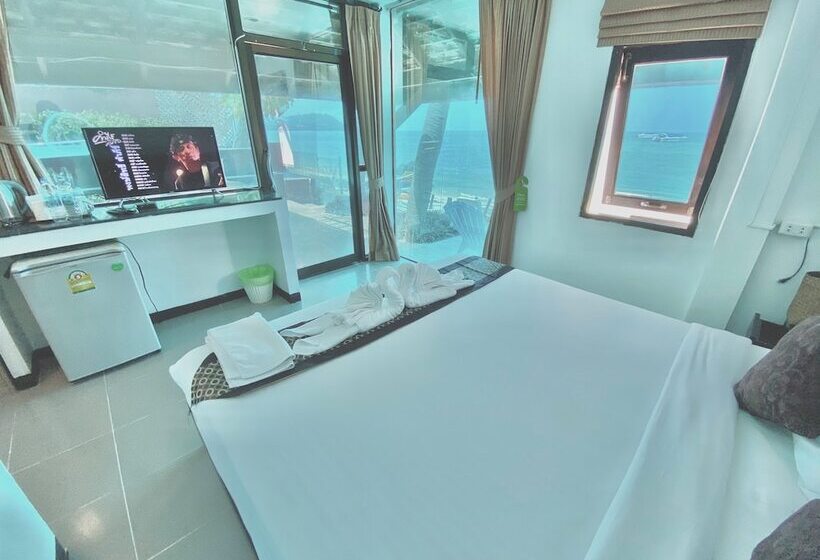 غرفة قياسية مطلّة علي البحر, The Shore Samui