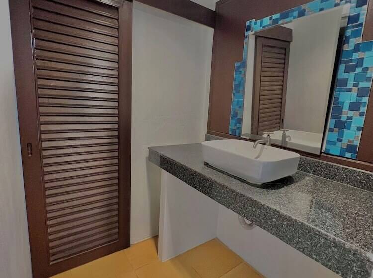 غرفة قياسية, The Shore Samui