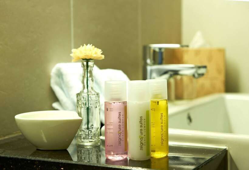 ファミリーステューディオ, The Signature Hotel & Serviced Suites Kuala Lumpur