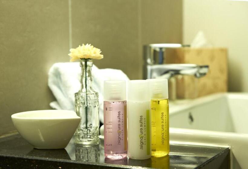 キングサイドベッドのスタンダードワンルーム, The Signature Hotel & Serviced Suites Kuala Lumpur