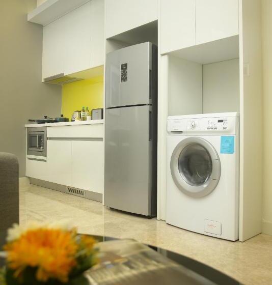 キングサイズベッドのスイートルーム, The Signature Hotel & Serviced Suites Kuala Lumpur