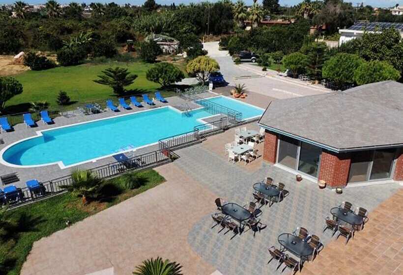 סוויטת דלוקס 3 חדרים, Ionion Star