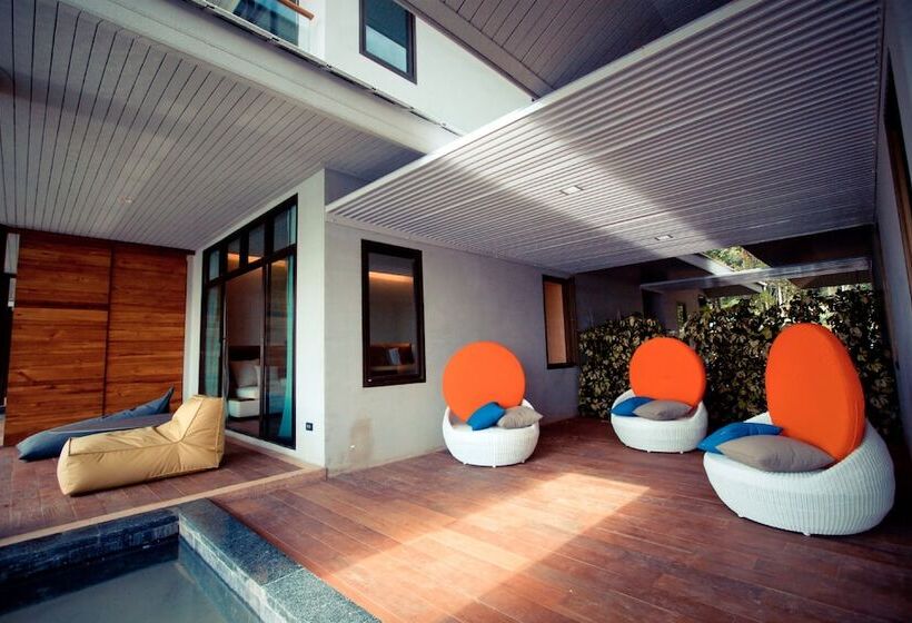 اتاق لوکس با چشم‌انداز دریا, Na Tara Resort