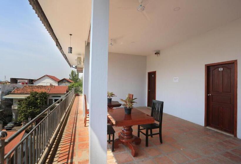 اتاق خانوادگی, Cheng Lay Guesthouse